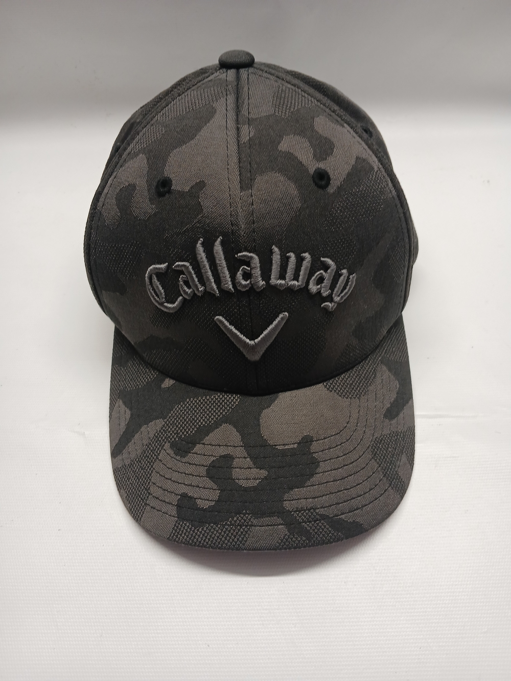 Callaway Gray Flexfit Golf Men's  Hat.
